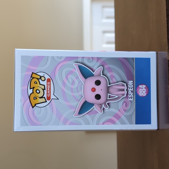 Pokemon Funko Pop Espeon Flocked Special Edition #884 - Picture 2 of 8